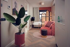 The Anthony Hotel