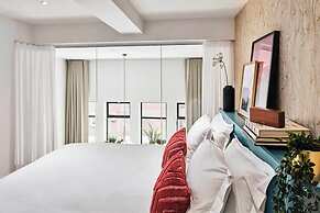 The Anthony Hotel