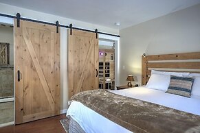 The Woodstocker B&B