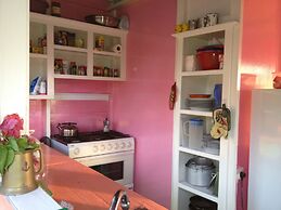 Top of the Hill Cottage