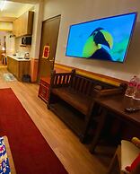 Three Jewels Boutique Hotel