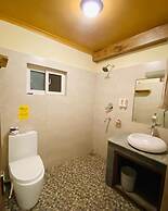 Three Jewels Boutique Hotel