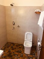 Three Jewels Boutique Hotel