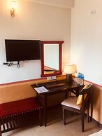 Three Jewels Boutique Hotel