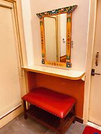 Three Jewels Boutique Hotel