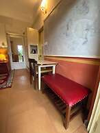 Three Jewels Boutique Hotel