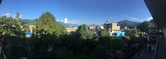 Three Jewels Boutique Hotel