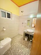 Three Jewels Boutique Hotel