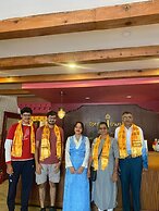 Three Jewels Boutique Hotel