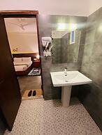 Three Jewels Boutique Hotel