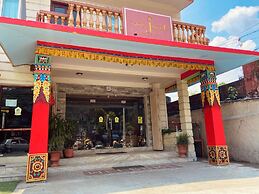 Three Jewels Boutique Hotel