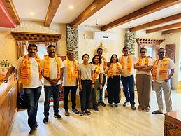 Three Jewels Boutique Hotel