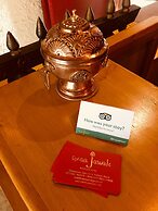 Three Jewels Boutique Hotel