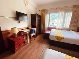 Three Jewels Boutique Hotel