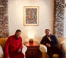 Three Jewels Boutique Hotel