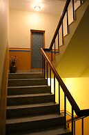 Three Jewels Boutique Hotel