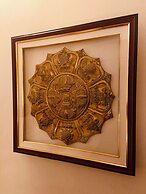 Three Jewels Boutique Hotel