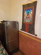 Three Jewels Boutique Hotel