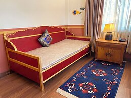 Three Jewels Boutique Hotel