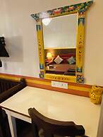 Three Jewels Boutique Hotel