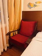 Three Jewels Boutique Hotel