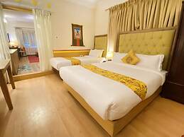 Three Jewels Boutique Hotel