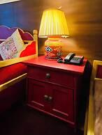 Three Jewels Boutique Hotel