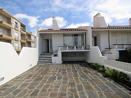 Casa do Mar -Sea House