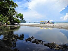 Casa Amigos by the beach