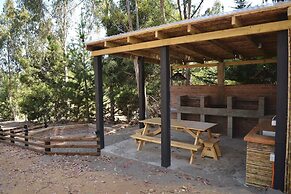 Tripanko Lodge & Bungalows