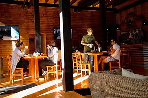 Tripanko Lodge & Bungalows