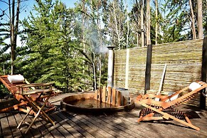 Tripanko Lodge & Bungalows