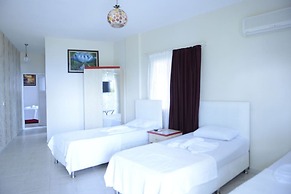 Grand Ada Family Hotel