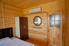 Grand Ada Family Hotel