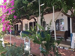 Grand Ada Family Hotel