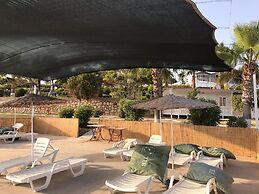 Grand Ada Family Hotel