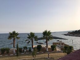 Grand Ada Family Hotel