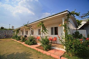 Grand Ada Family Hotel