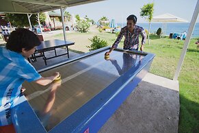 Grand Ada Family Hotel