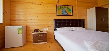 Grand Ada Family Hotel