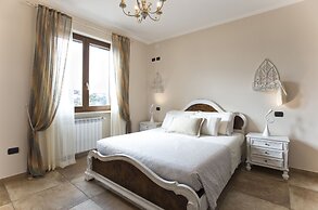 Villa Malvasio Elegant Retreat in Sassari with Private Jacuzzi Room