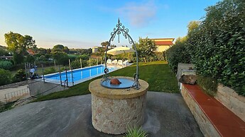 Villa Malvasio Pool and Jacuzzi Room Sassari