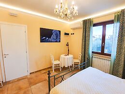 Villa Malvasio Elegant Retreat in Sassari with Private Jacuzzi Room