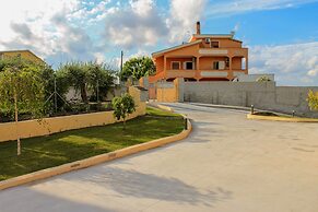 Villa Malvasio Elegant Retreat in Sassari with Private Jacuzzi Room
