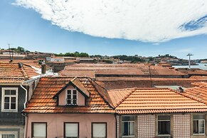 North Star Flats - Ribeira & Cellars