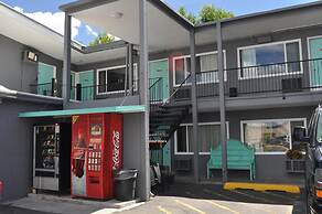 Budget Inn Express Downtown Helena