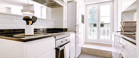 Alfama by Lisbon Inside Out