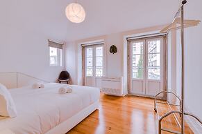 São Bento by Lisbon Inside Out