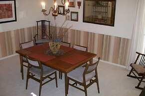 Lake Shastina Golf Resort