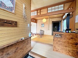 Guest House Asibina - Hostel